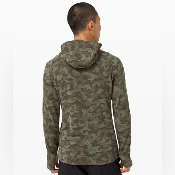 Men's Lululemon Surge Zip Up Camouflage Hooded Jacket - Picture 2 of 5